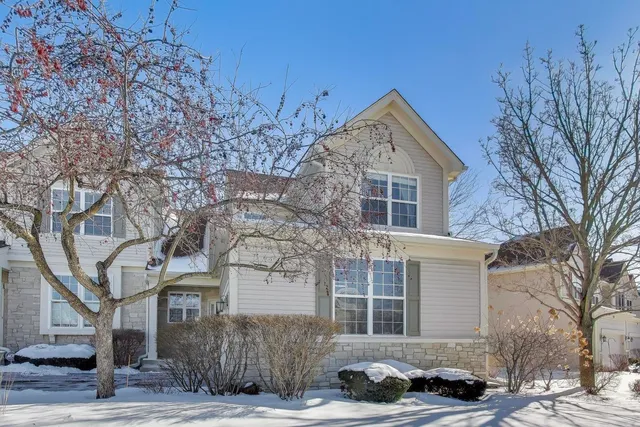 $319,900 | 311 Berkshire Drive, Lake Villa, IL 60046