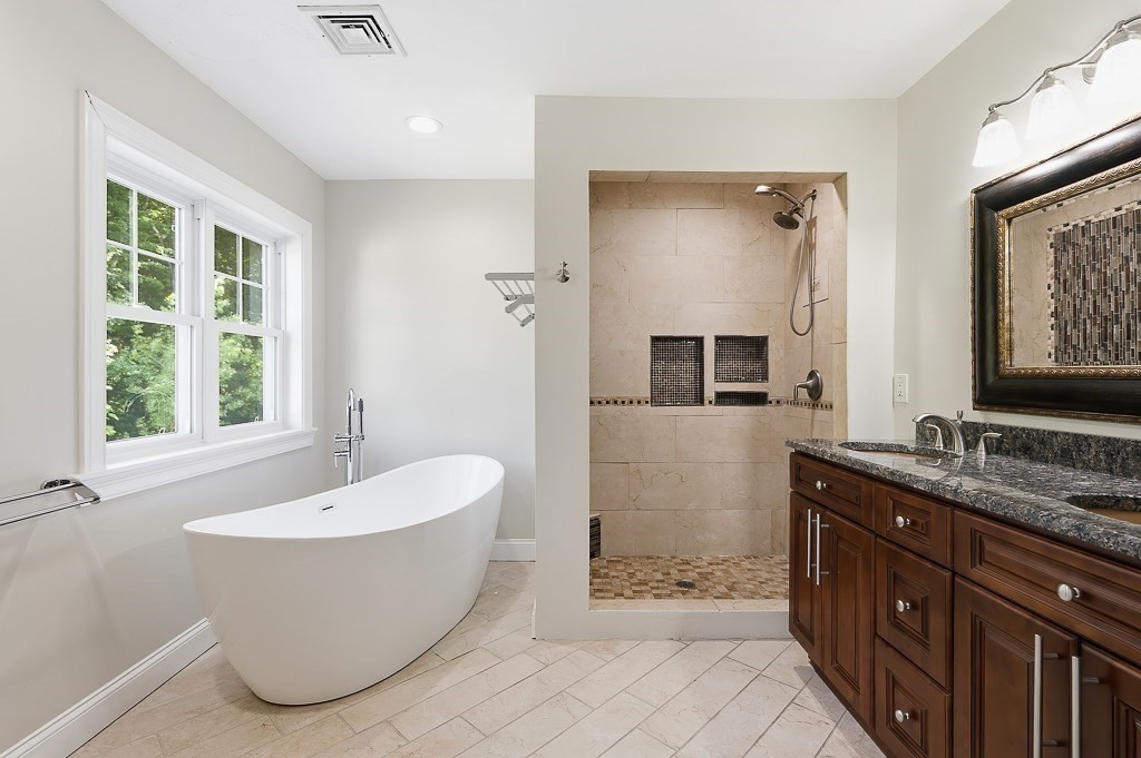 98 R Walnut Street Shrewsbury, MA 01545 - Photo 22 of 42
