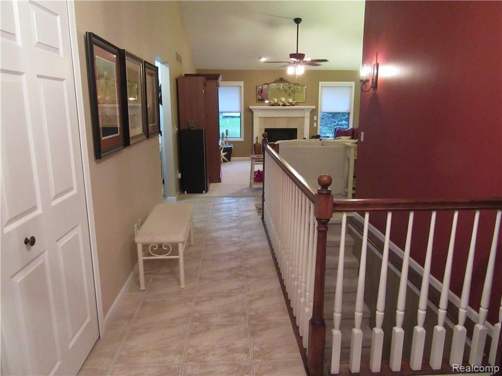 21460 Timber Ridge Drive Woodhaven, MI 48183 - Photo 3 of 50