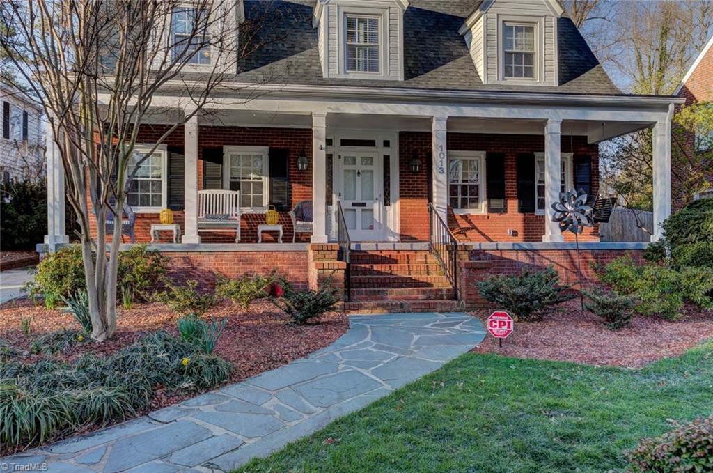 1013 Ferndale Boulevard High Point, NC 27262 - Photo 2 of 30