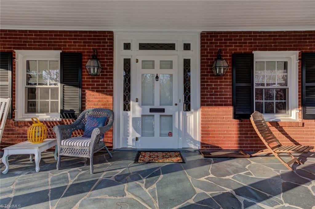 1013 Ferndale Boulevard High Point, NC 27262 - Photo 4 of 30