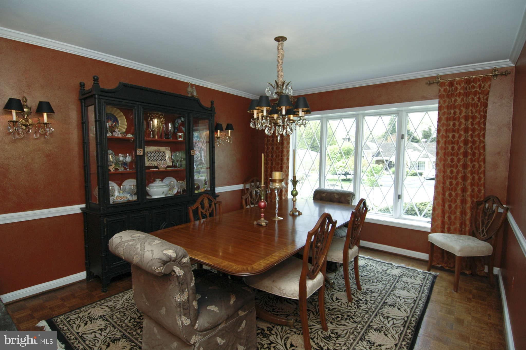 1225 Potomac School Road McLean, VA 22101 - Photo 8 of 25 Dining Room