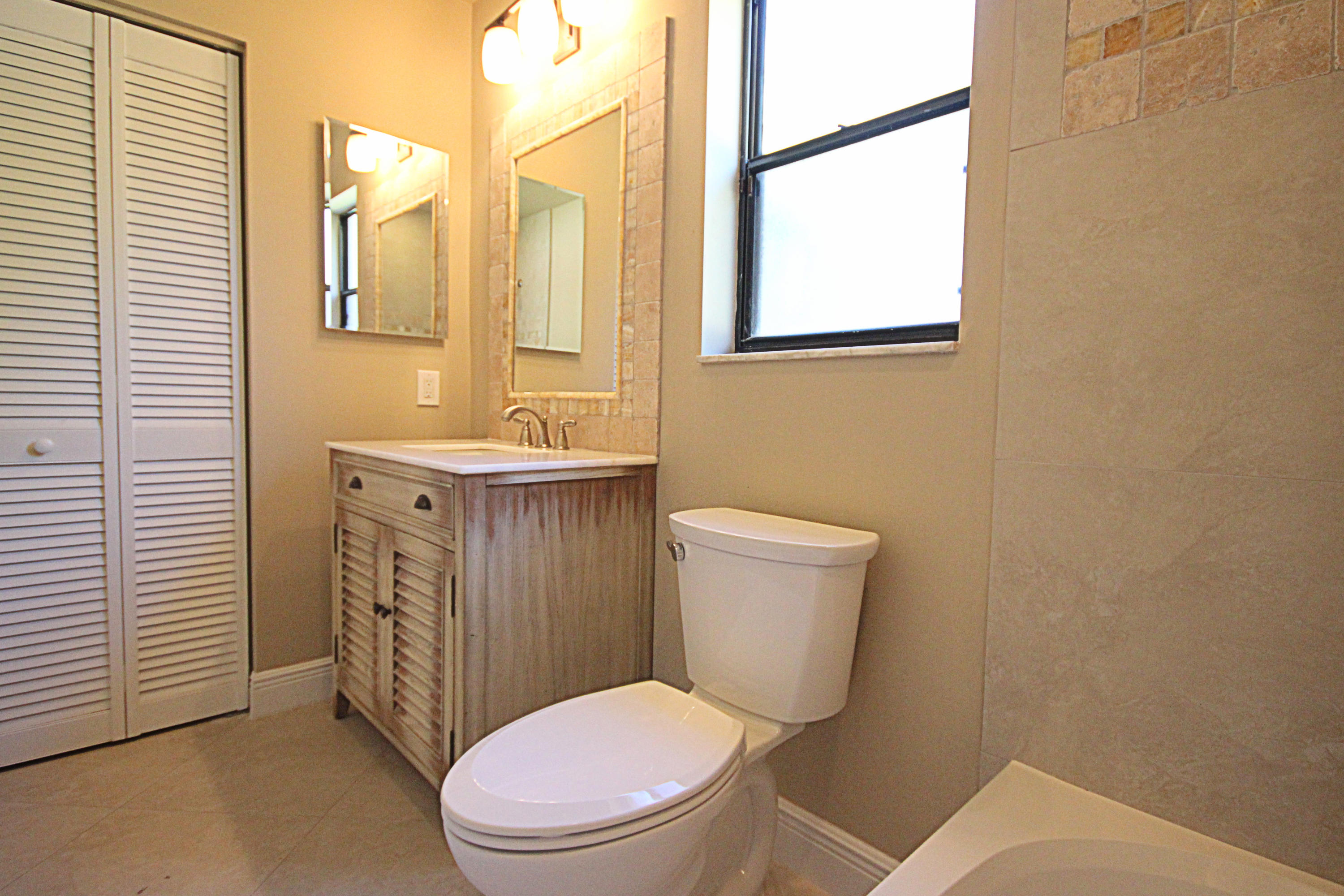 435 Apache Lane Boca Raton, FL 33487 - Photo 13 of 28 APACHE 2ND BAA
