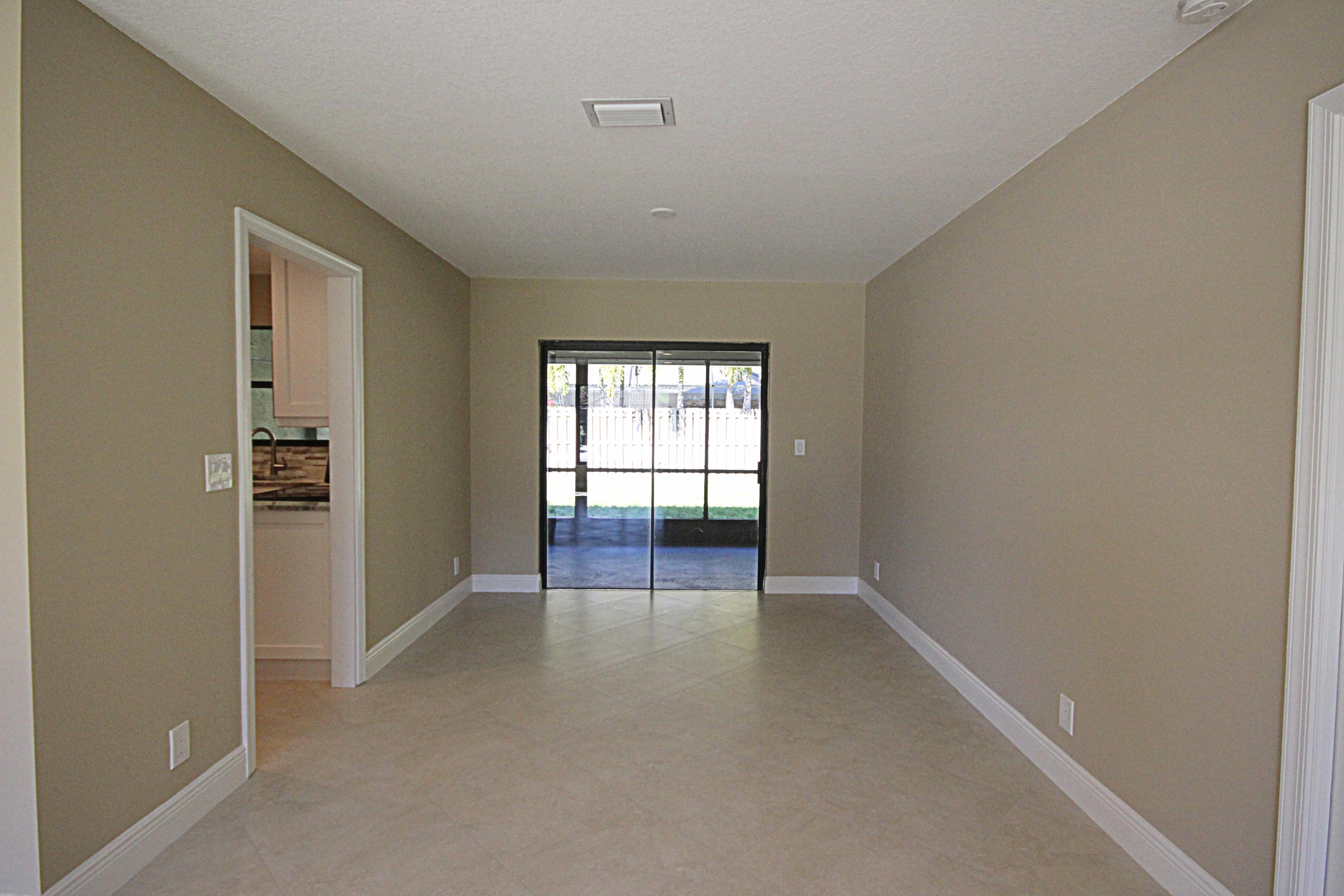 435 Apache Lane Boca Raton, FL 33487 - Photo 24 of 28 APACHE dining room