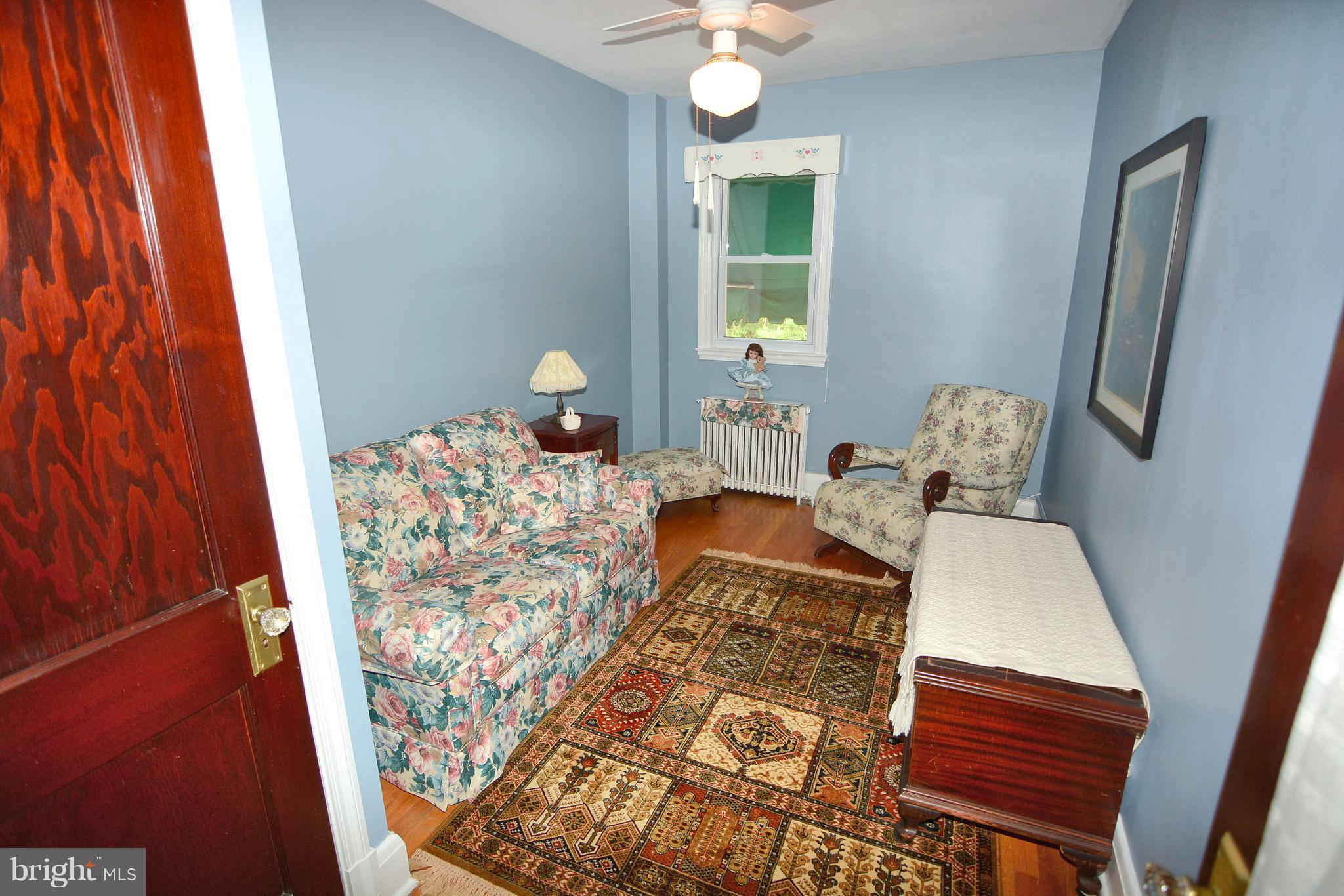 39 North Belle Grove Road Baltimore, MD 21228 - Photo 12 of 20 Good Size 3rd Bedroom with ceiling fan