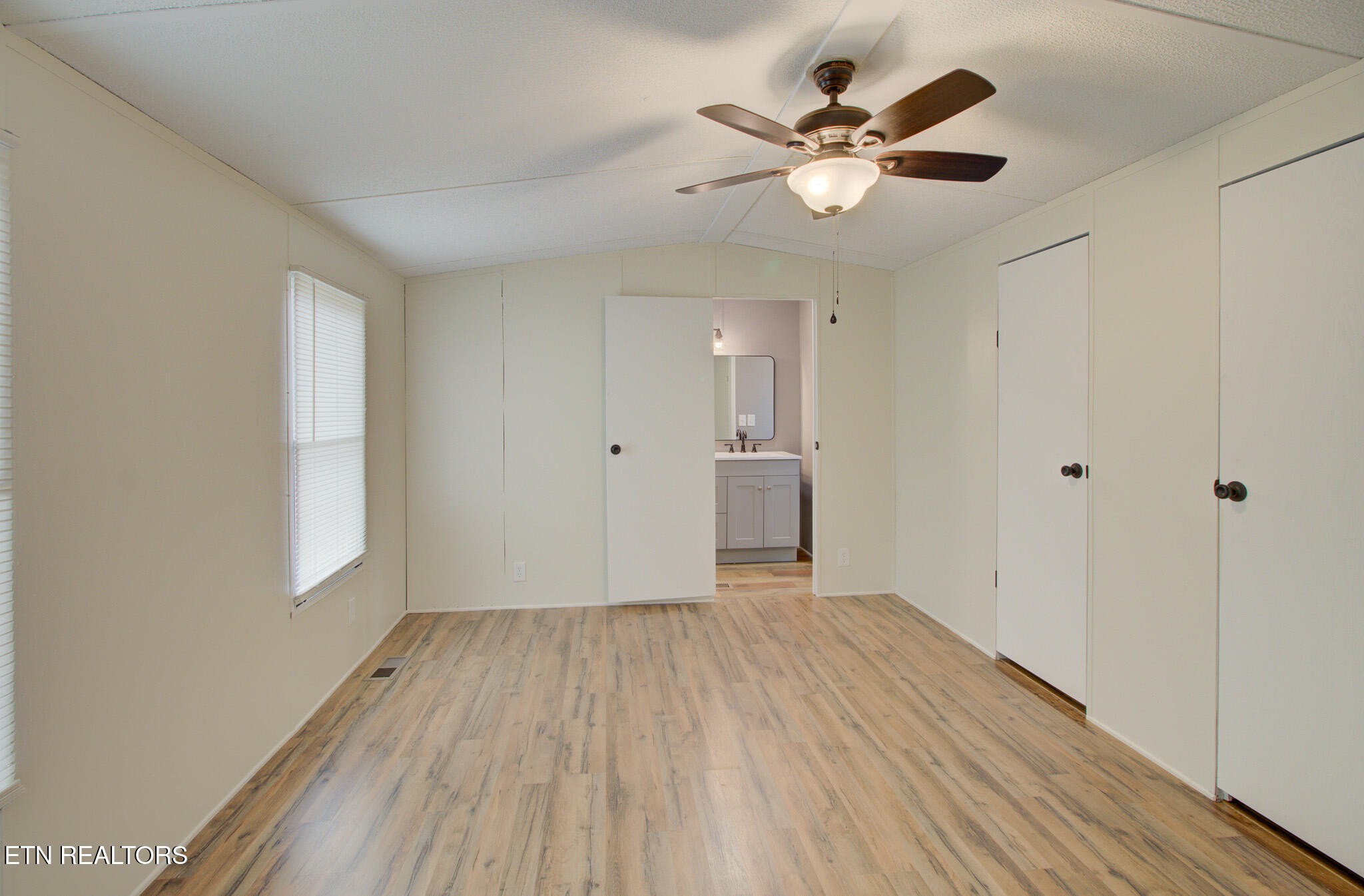 3763 Richardson Cove Road Sevierville, TN 37876 - Photo 15 of 28 5.2