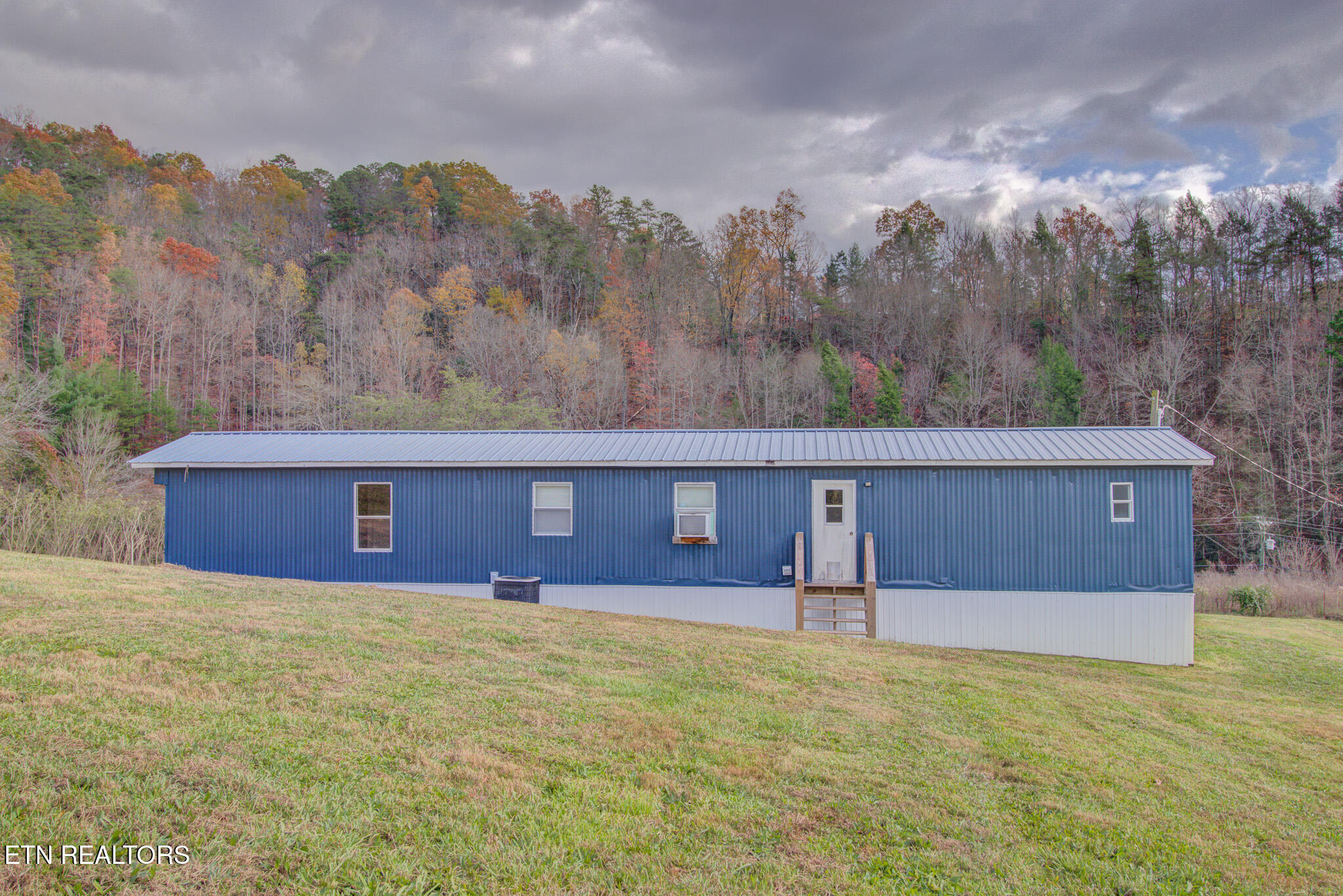 3763 Richardson Cove Road Sevierville, TN 37876 - Photo 5 of 28 1.7