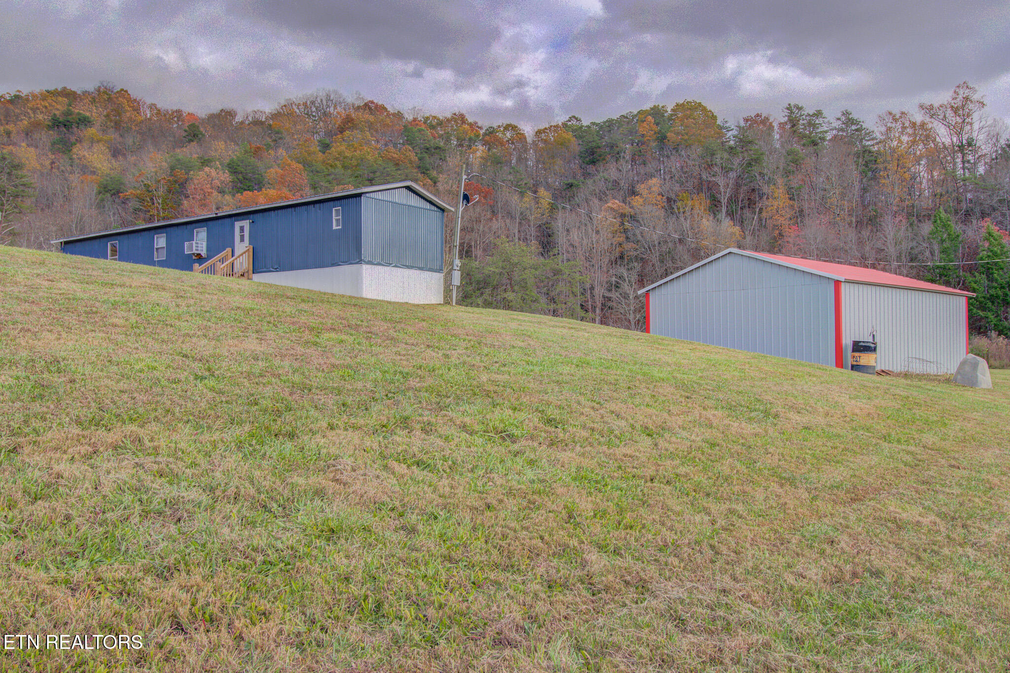 3763 Richardson Cove Road Sevierville, TN 37876 - Photo 6 of 28 1.8