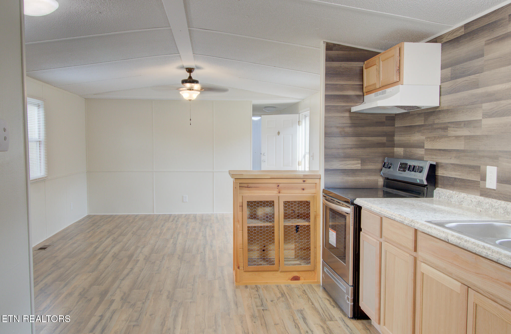 3763 Richardson Cove Road Sevierville, TN 37876 - Photo 8 of 28 2.2