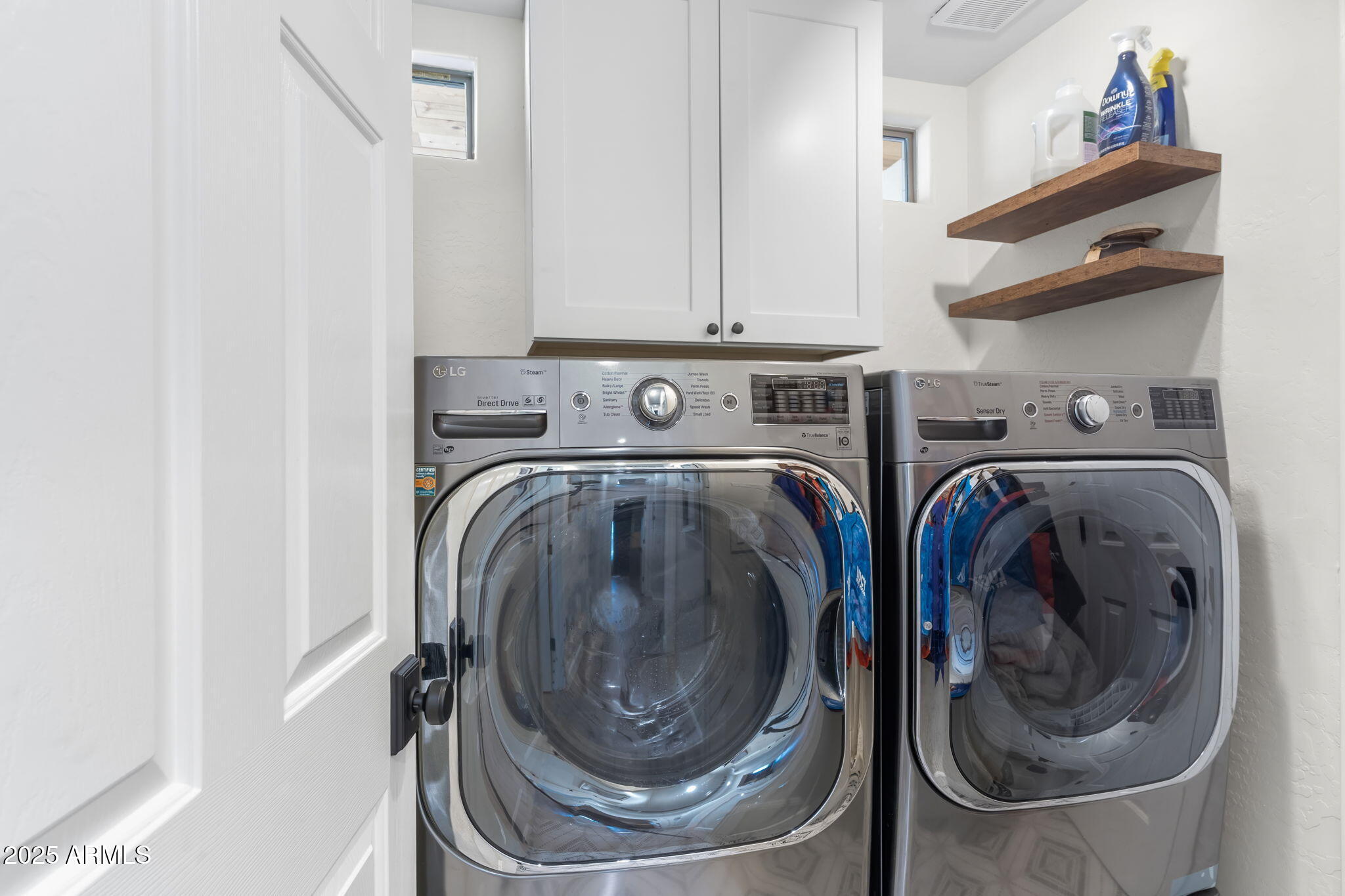1123 East Fern Drive South, Unit SOUTH Phoenix, AZ 85014 - Photo 25 of 32 a utility room with dryer and washer