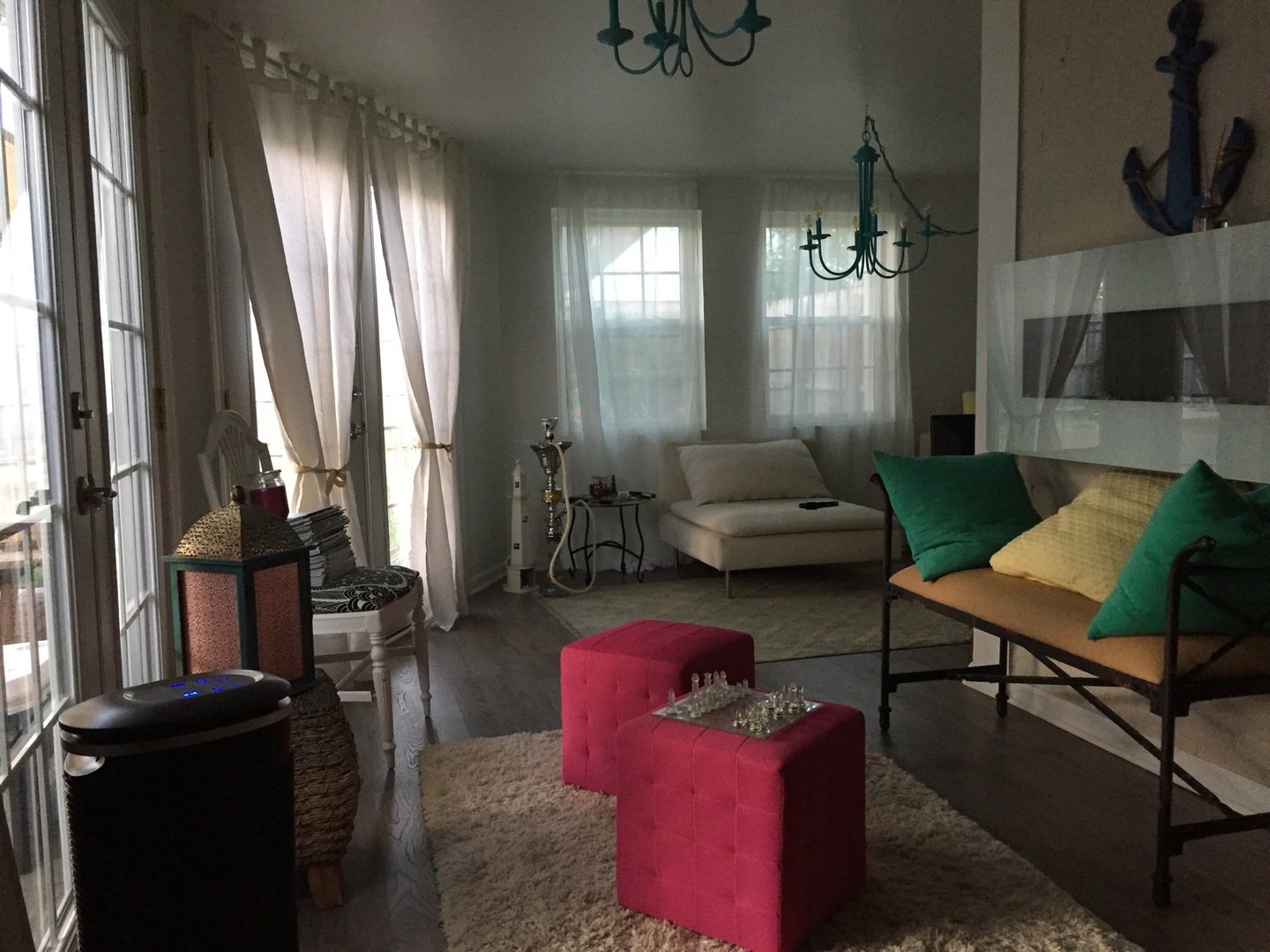 10906 Parkside Avenue Chicago Ridge, IL 60415 - Photo 12 of 15 a living room with furniture and a window