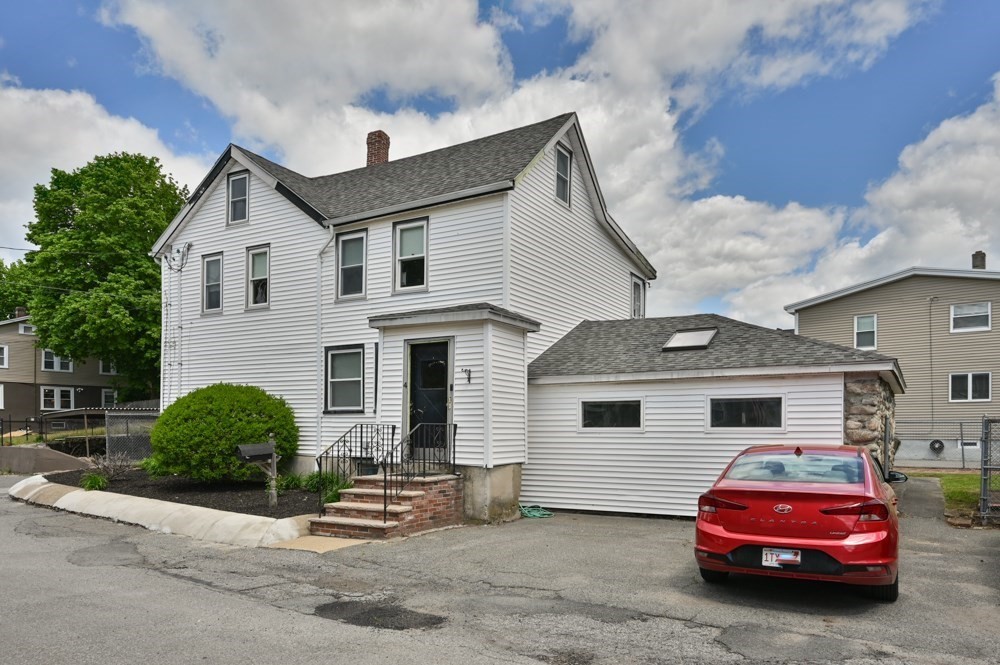 4 Wiley Place Wakefield, MA 01880 - Photo 1 of 42