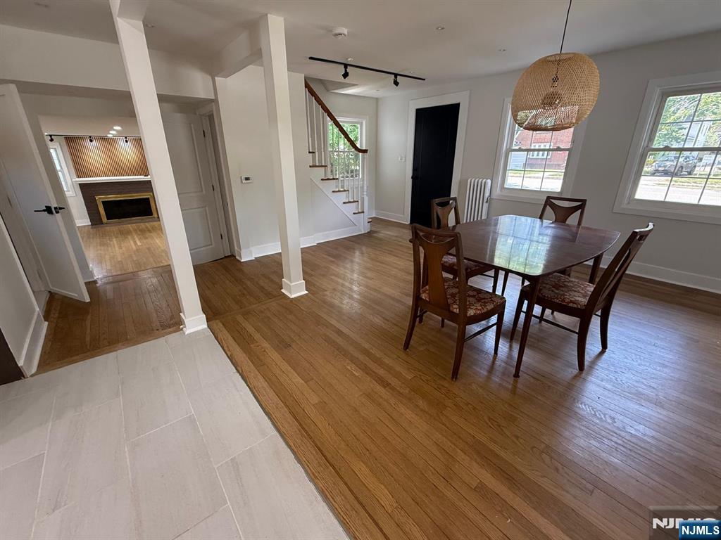 867 River Road Teaneck, NJ 07666 - Photo 3 of 32