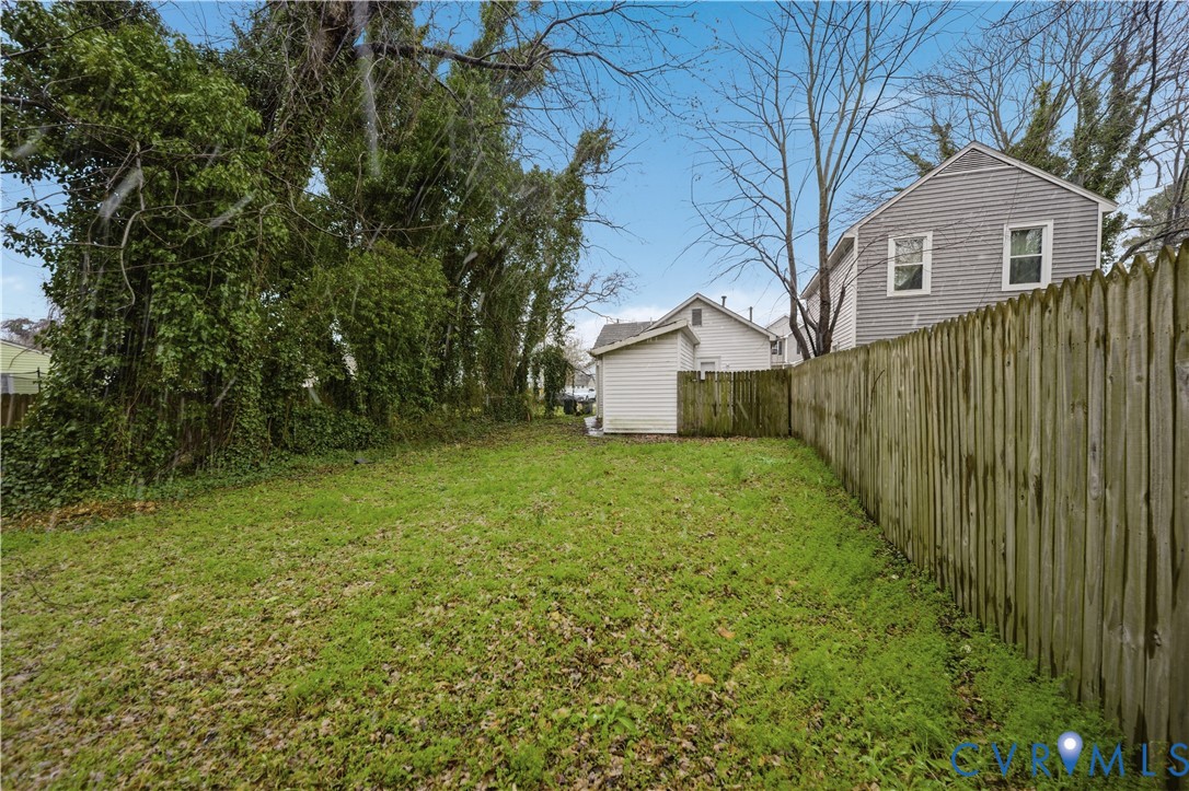 27 Bacon Street Hampton, VA 23669 - Photo 17 of 18 View of fenced backyard