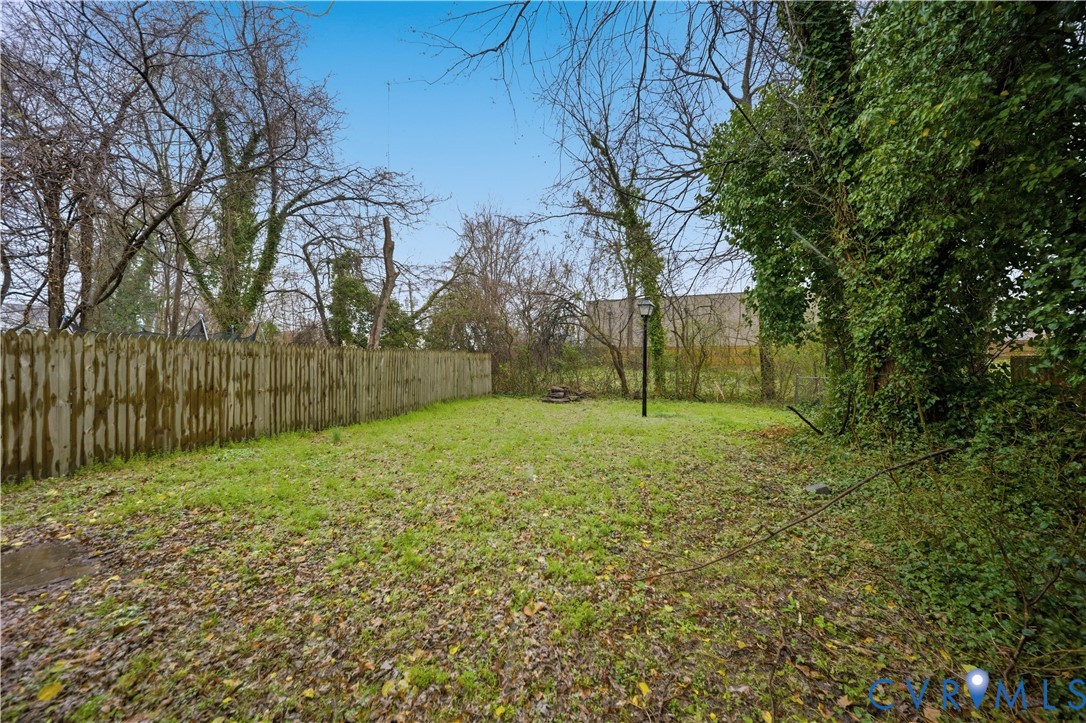 27 Bacon Street Hampton, VA 23669 - Photo 18 of 18 View of fenced backyard