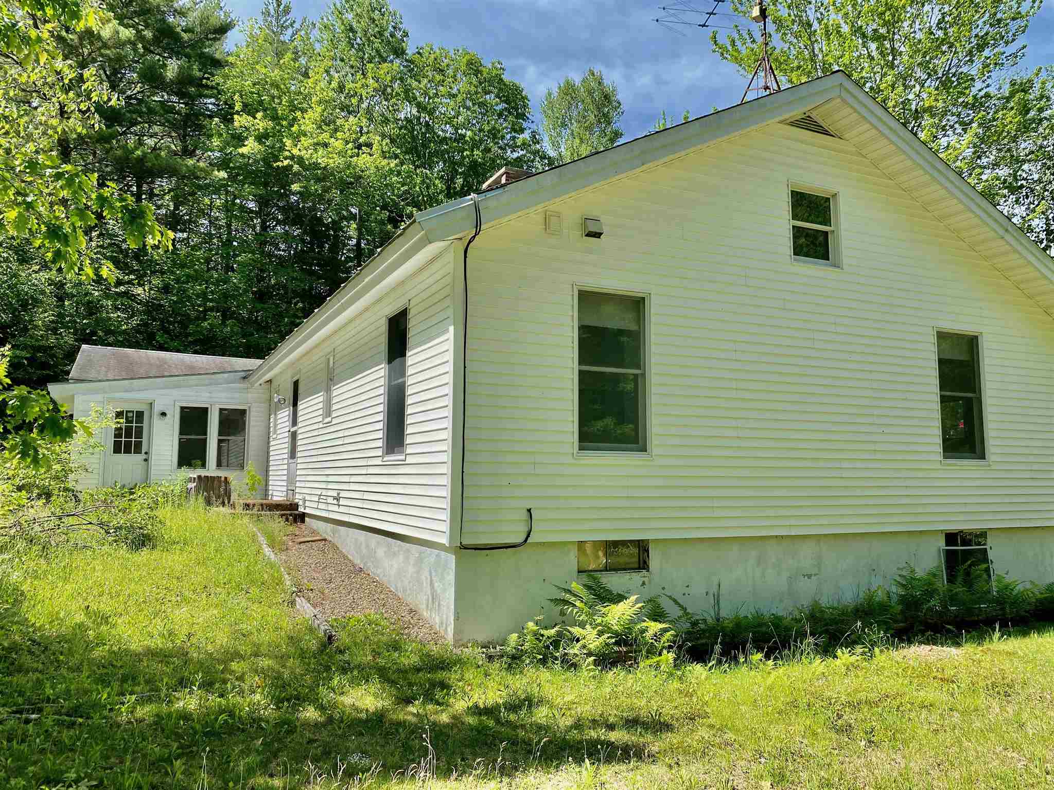 9 Schoolhouse Road Tuftonboro, NH 03816 - Photo 3 of 11 Gallery Image 3
