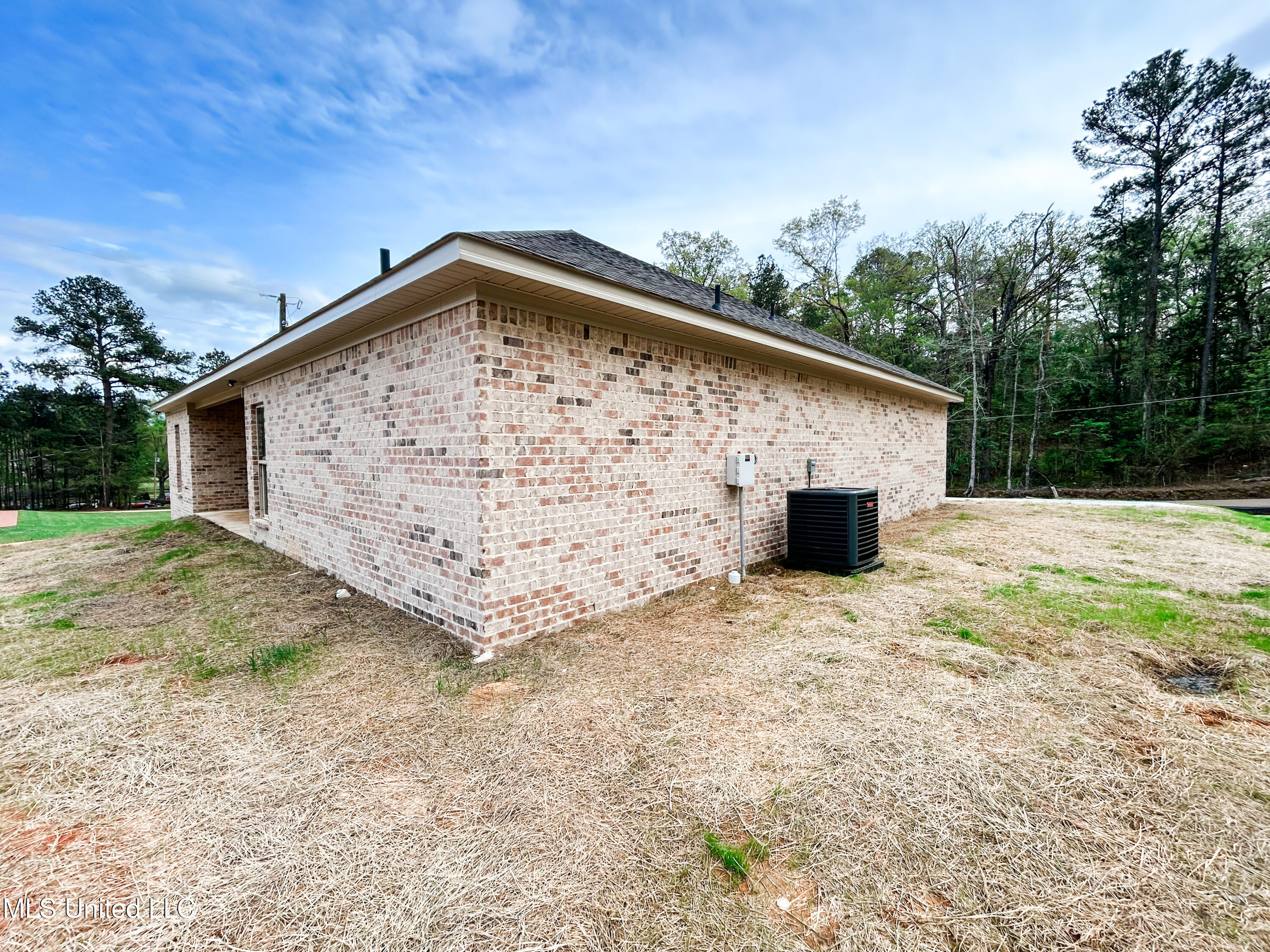 628 Mullican Road Florence, MS 39073 - Photo 28 of 29 IMG_4199