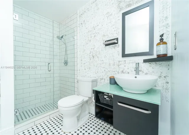 $465,000 | 13932 Kendale Lakes Drive, Miami, FL 33183