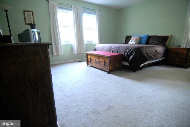 8702 Royal Ridge Lane Laurel, MD 20708 - Photo 18 of 30 Bedroom (Master)