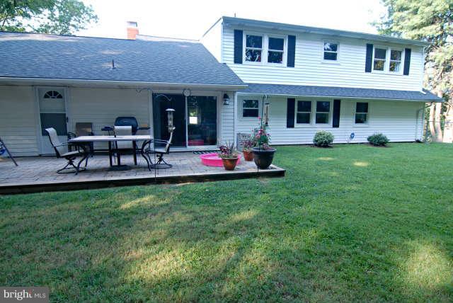 8702 Royal Ridge Lane Laurel, MD 20708 - Photo 30 of 30 Exterior (Rear)