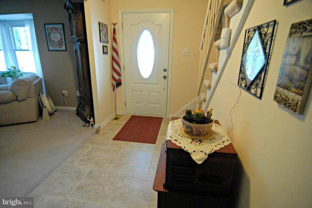 8702 Royal Ridge Lane Laurel, MD 20708 - Photo 4 of 30 Interior (General)