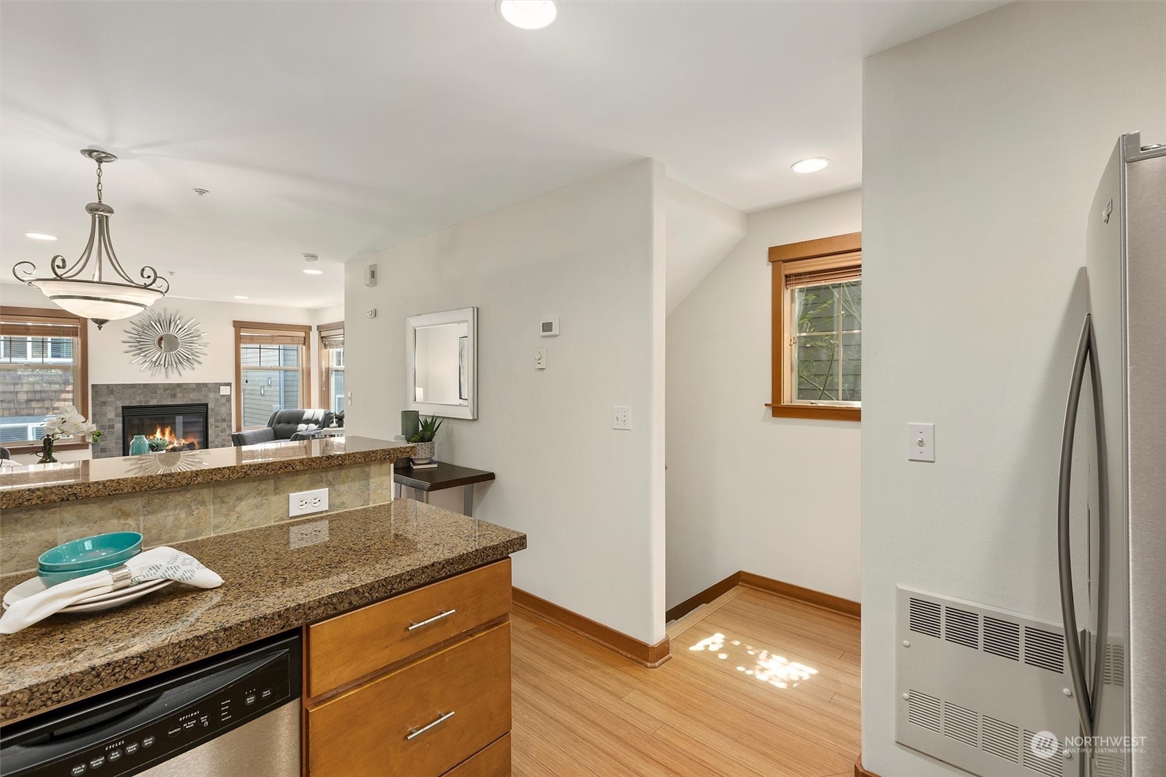 745 North 95th Street, Unit B Seattle, WA 98103 - Photo 6 of 21 Gallery Image 6