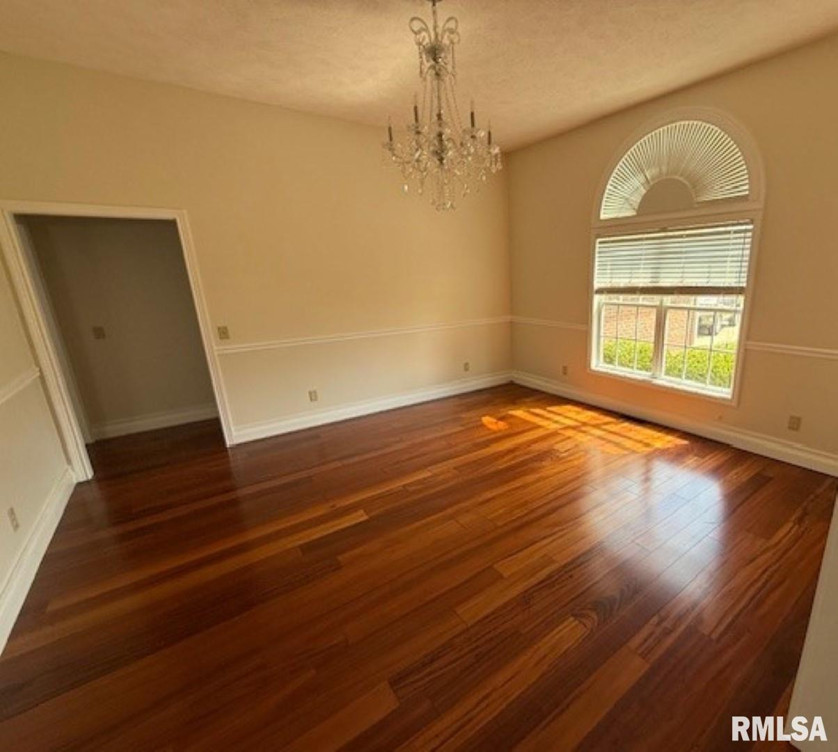 1108 Folgers Street Marion, IL 62959 - Photo 9 of 36 Gallery Image 9