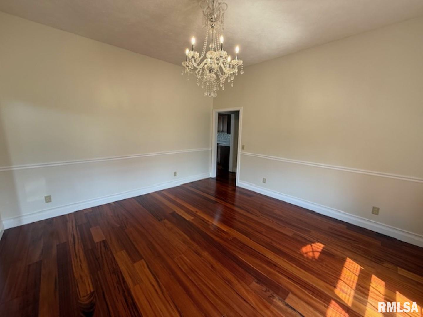 1108 Folgers Street Marion, IL 62959 - Photo 10 of 36 Gallery Image 10
