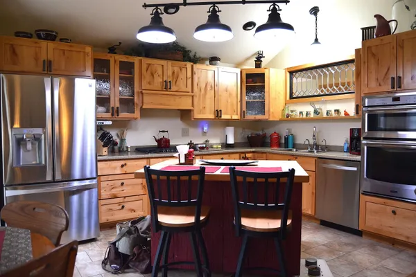 $695,000 | 19767 County Highway East, Richland Center, WI 53581