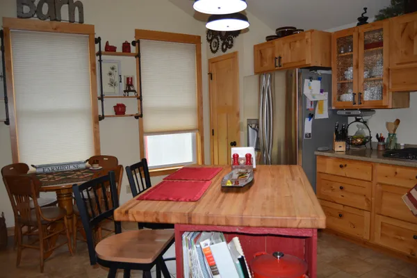 $695,000 | 19767 County Highway East, Richland Center, WI 53581