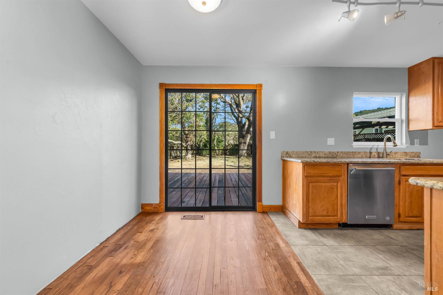 32 Jefferson Avenue San Rafael, CA 94903 - Photo 16 of 51