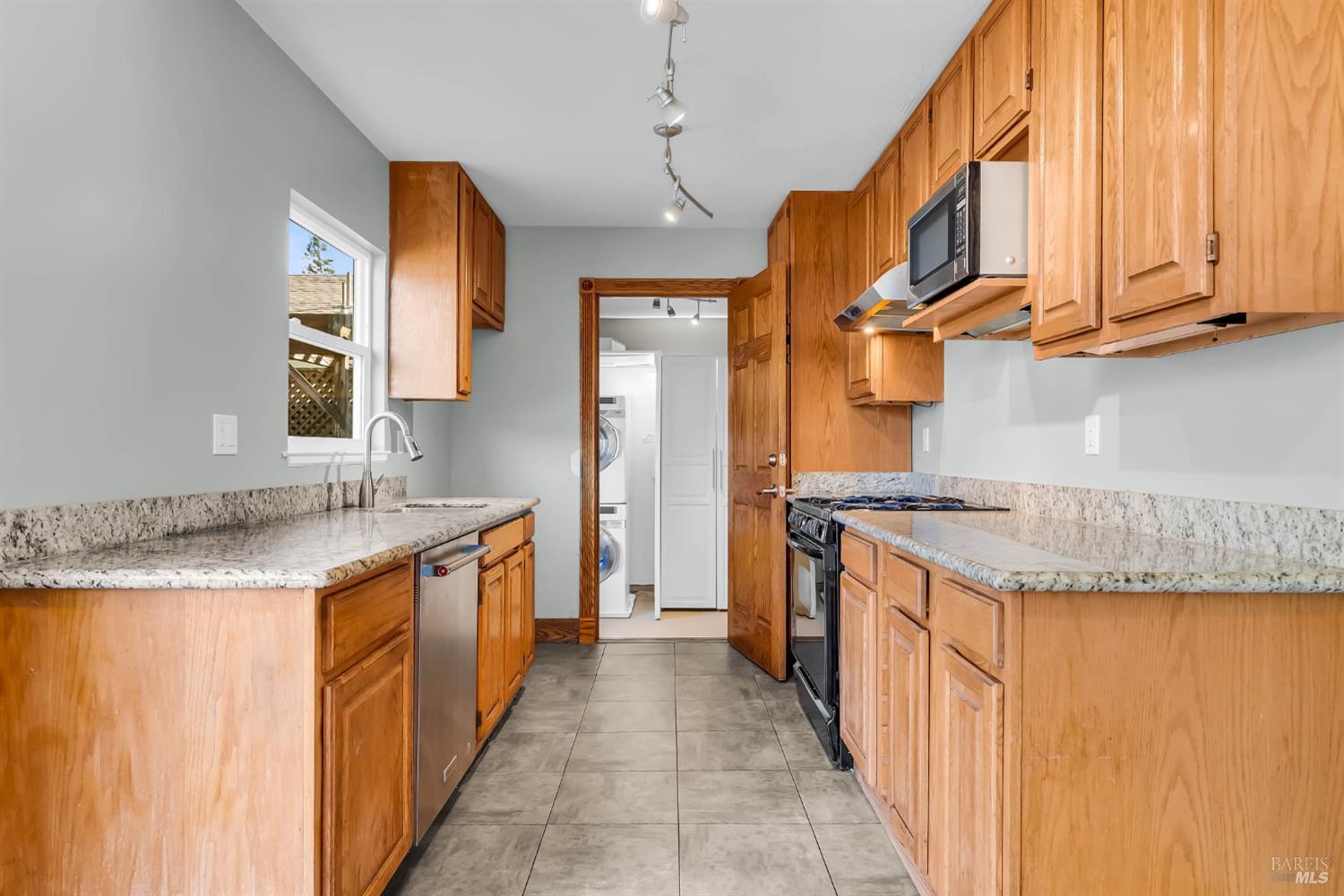 32 Jefferson Avenue San Rafael, CA 94903 - Photo 17 of 51