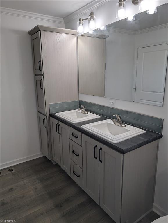 2184 Meadow Ridge Road Burlington, NC 27217 - Photo 14 of 23 Gallery Image 14