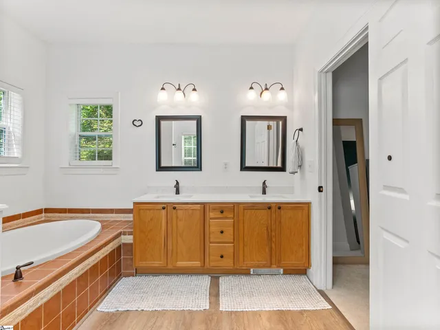 $434,000 | 19 Lynnbrook Way, Columbus, NC 28722