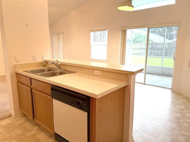 $359,999 | 7004 Jamestown Manor Drive, Riverview, FL 33578