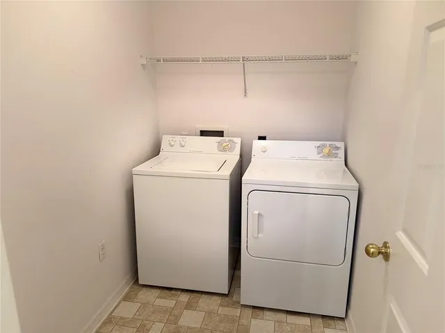 $359,999 | 7004 Jamestown Manor Drive, Riverview, FL 33578