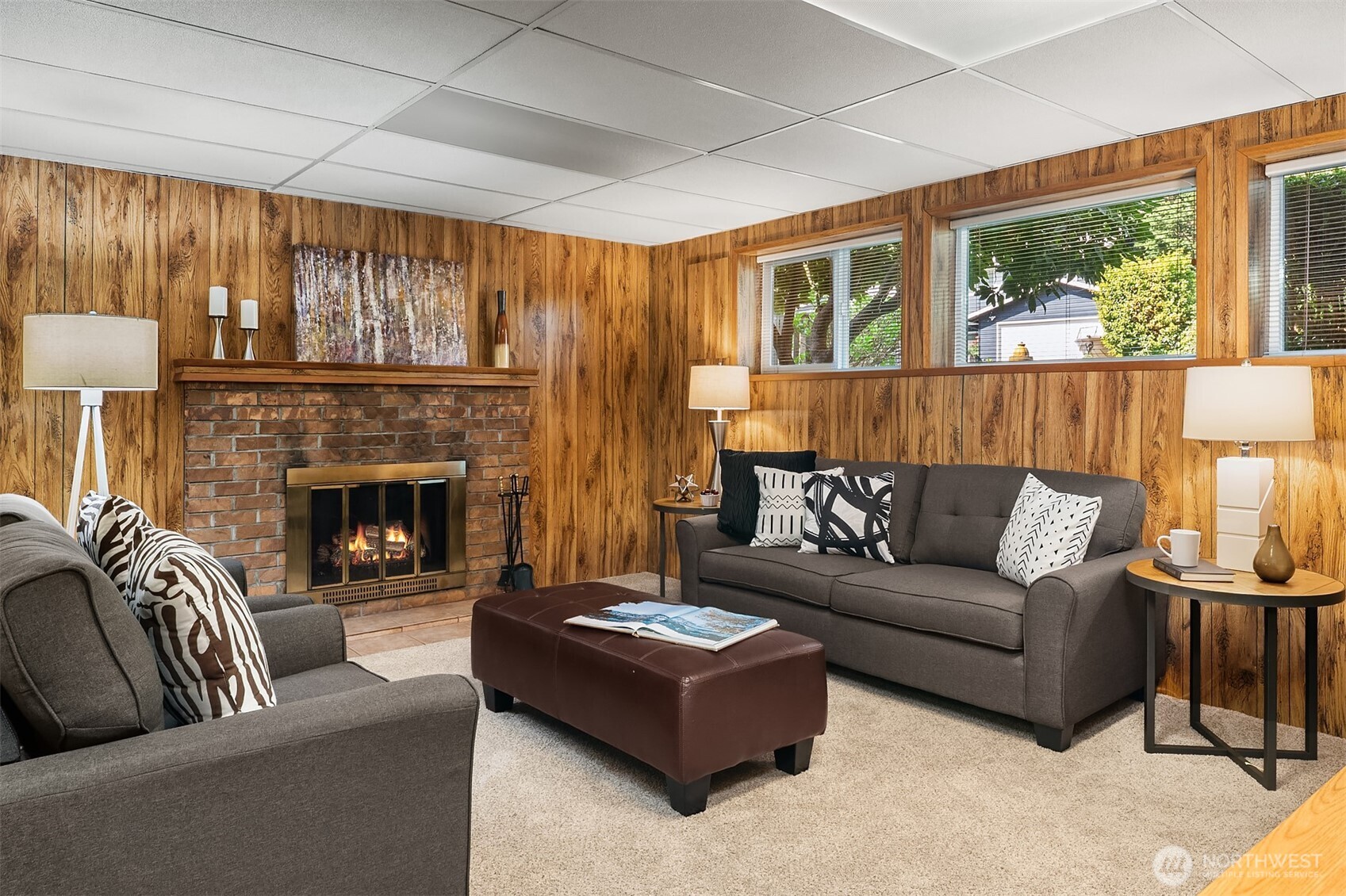 21331 2nd Avenue Southeast Bothell, WA 98021 - Photo 20 of 34 a living room with furniture and a fireplace