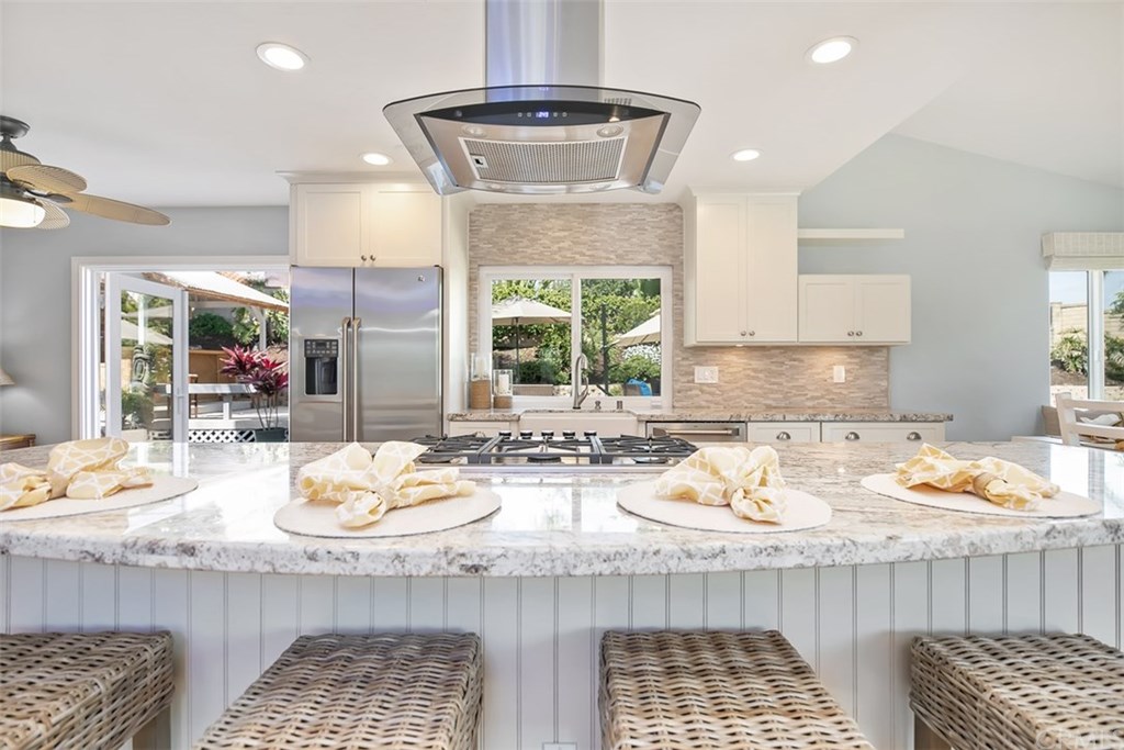 1306 Altura San Clemente, CA 92673 - Photo 1 of 28 This is the spot to watch all the magic happen in this tastefullly remodeled kitchen.