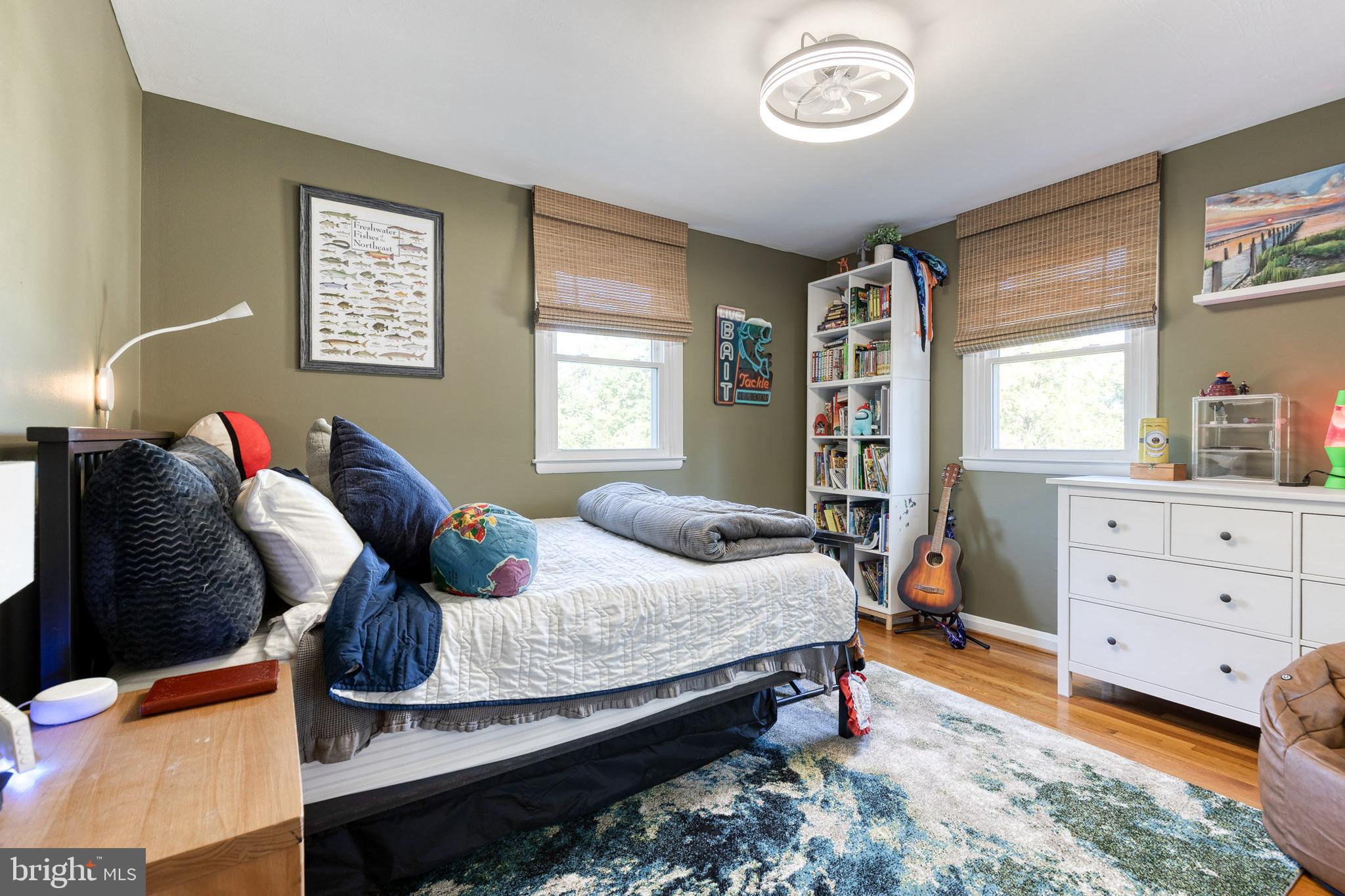 1 North Hilltop Road Baltimore, MD 21228 - Photo 27 of 36 a bedroom with a bed and a window