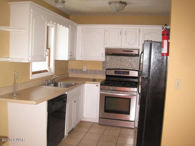 116 Rabbit Run Milford, PA 18337 - Photo 8 of 19