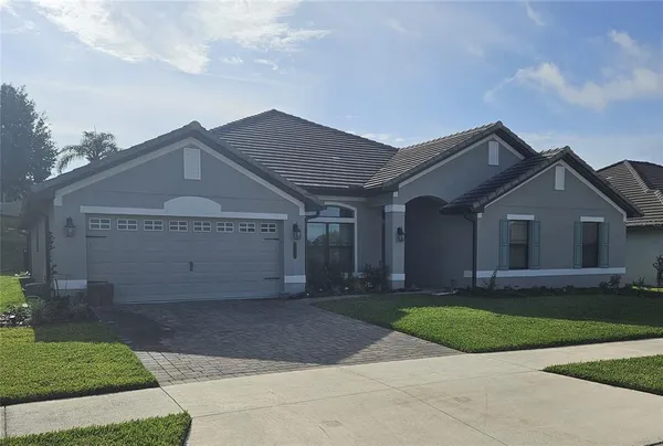 $579,999 | 4222 Juliana Lake Drive, Auburndale, FL 33823