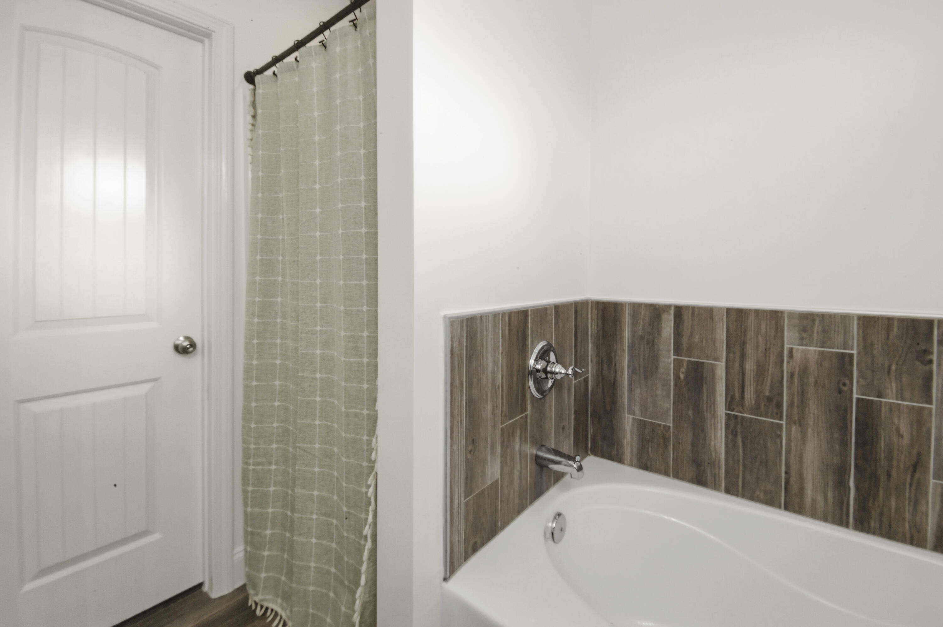 400 Scooter Cove Crestview, FL 32539 - Photo 25 of 31 HDR_5015