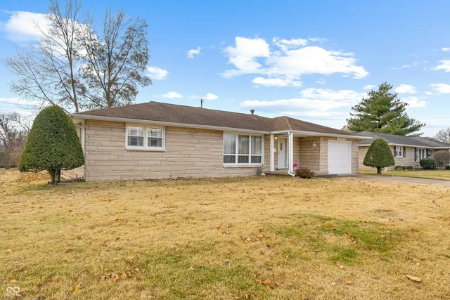 $214,900 | 2791 19th Street, Columbus, IN 47201