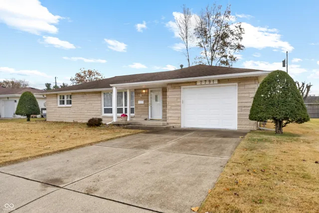 $214,900 | 2791 19th Street, Columbus, IN 47201