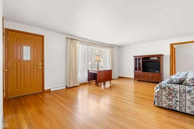 $214,900 | 2791 19th Street, Columbus, IN 47201