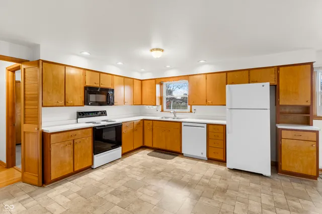 $214,900 | 2791 19th Street, Columbus, IN 47201