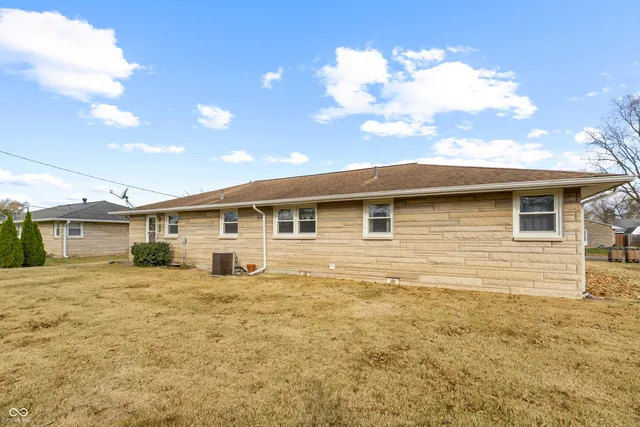 $214,900 | 2791 19th Street, Columbus, IN 47201