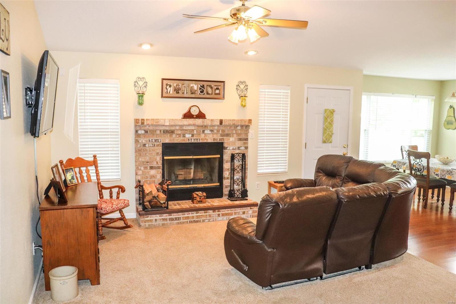1813 Marine Road St. Jacob, IL 62281 - Photo 6 of 18