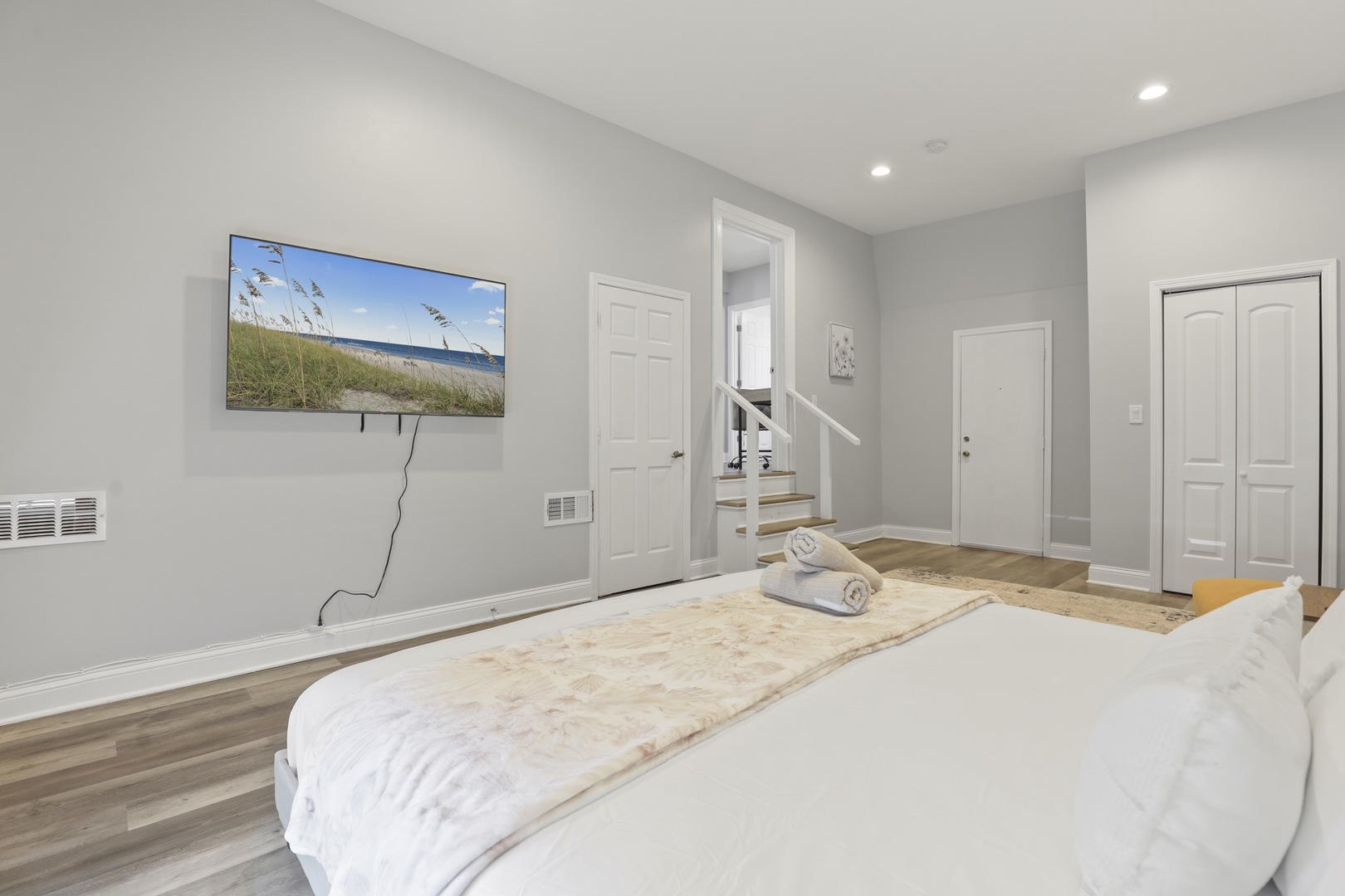 2446 North 1st Avenue River Grove, IL 60171 - Photo 29 of 31 a bedroom with a bed and a painting on the wall