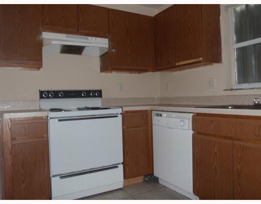 1199 West 37th Street Riviera Beach, FL 33404 - Photo 3 of 8 Additional Photo